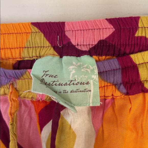 Colorful Shorts - Picture 3 of 6